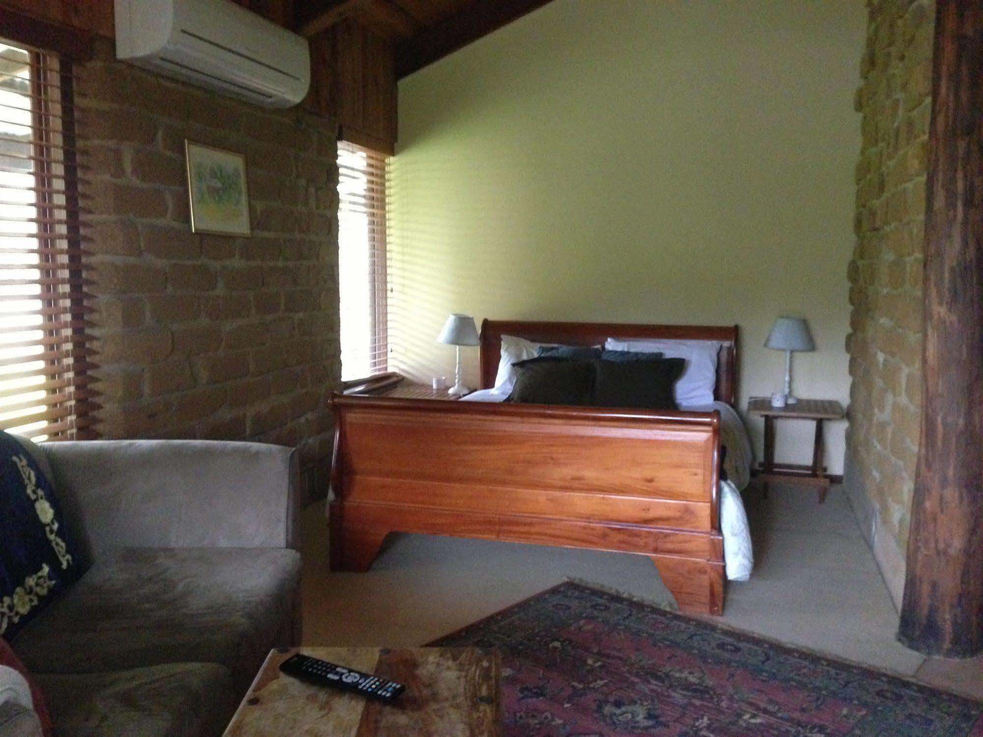 Erravilla Country Estate Spa Suite Accommodation Cowaramup Exteriör bild